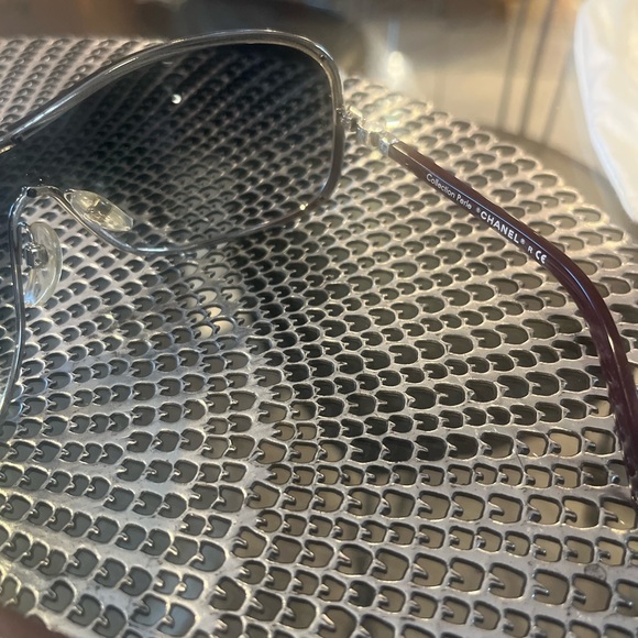 Chanel Collection Perle - Picture 6 of 6